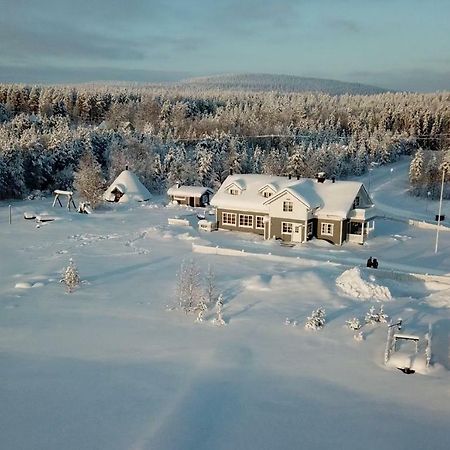 Miekojaervi Resort Pello Kültér fotó