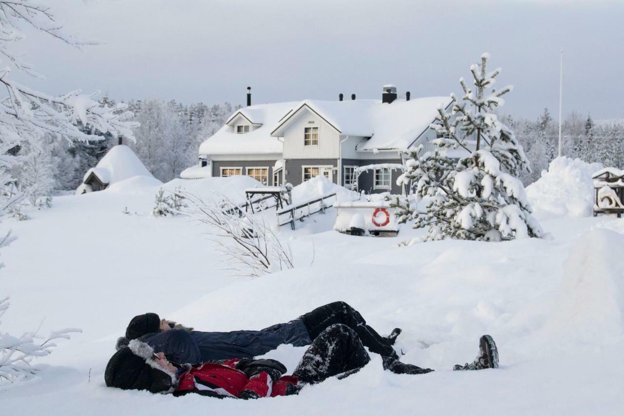 Miekojaervi Resort Pello Kültér fotó