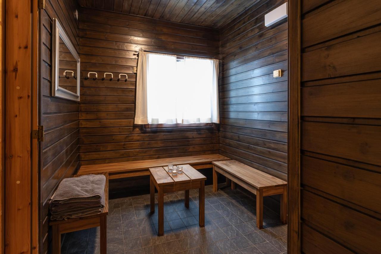 Miekojaervi Resort Pello Kültér fotó